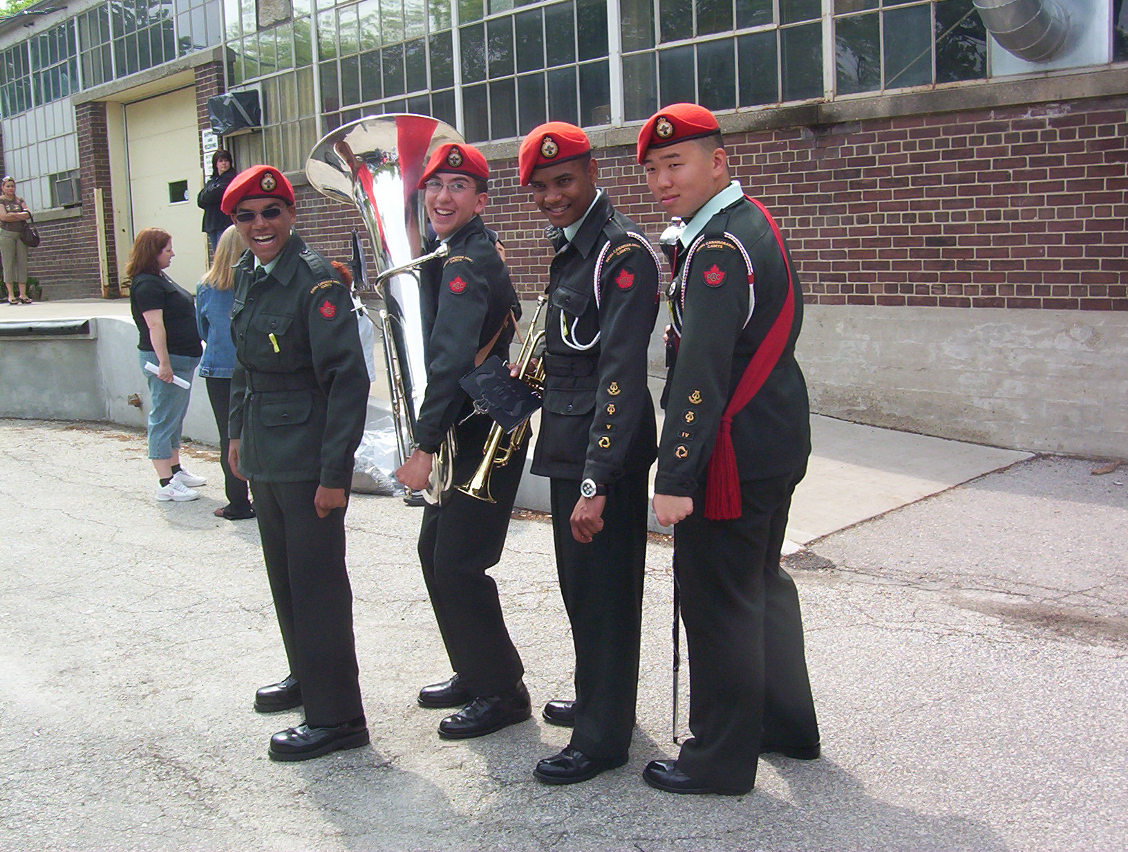 mentors have badges, we have empty sleeves with no badges